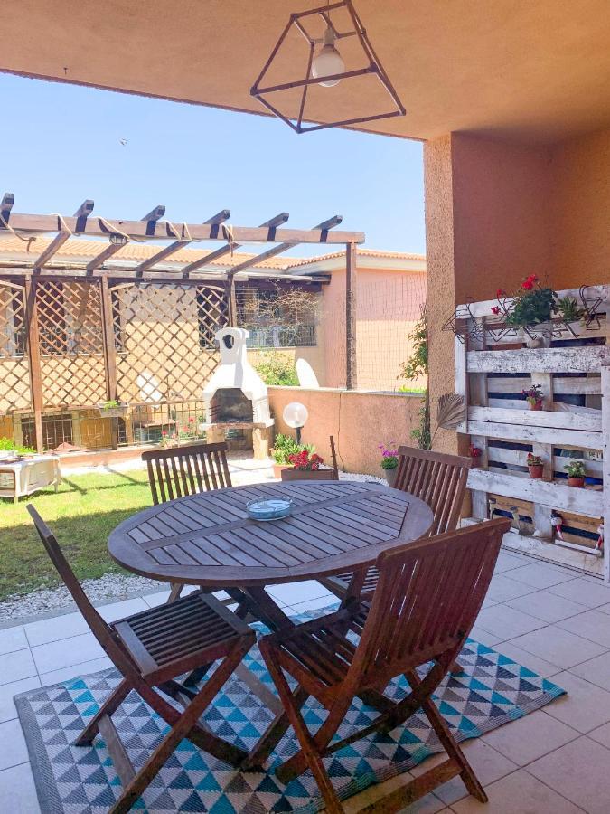 Casa Quasimodo, Con Patio E Giardino Privato Lejlighed Olbia Eksteriør billede